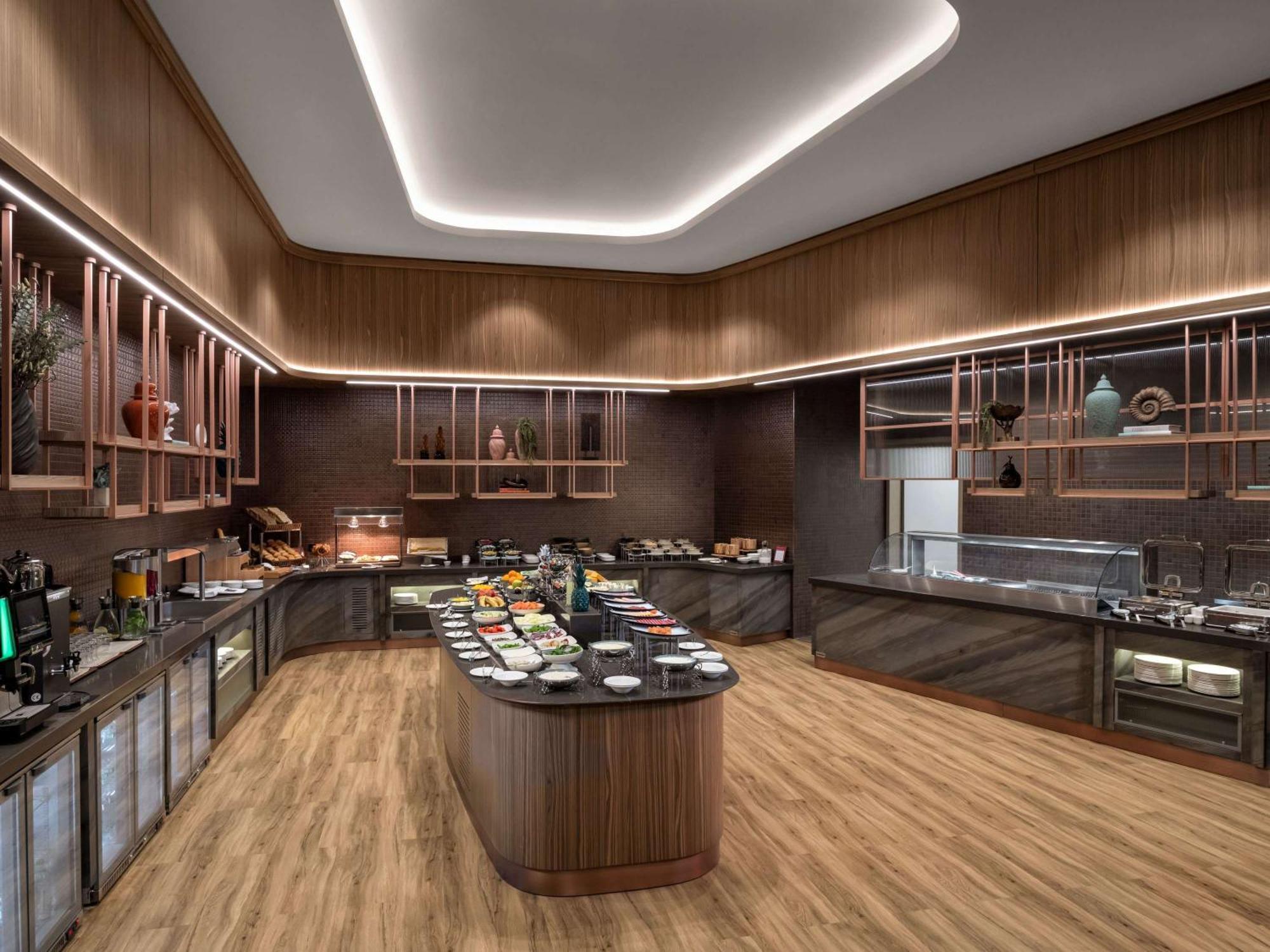 Hotel Moevenpick Living Istanbul Saklivadi Exterior foto