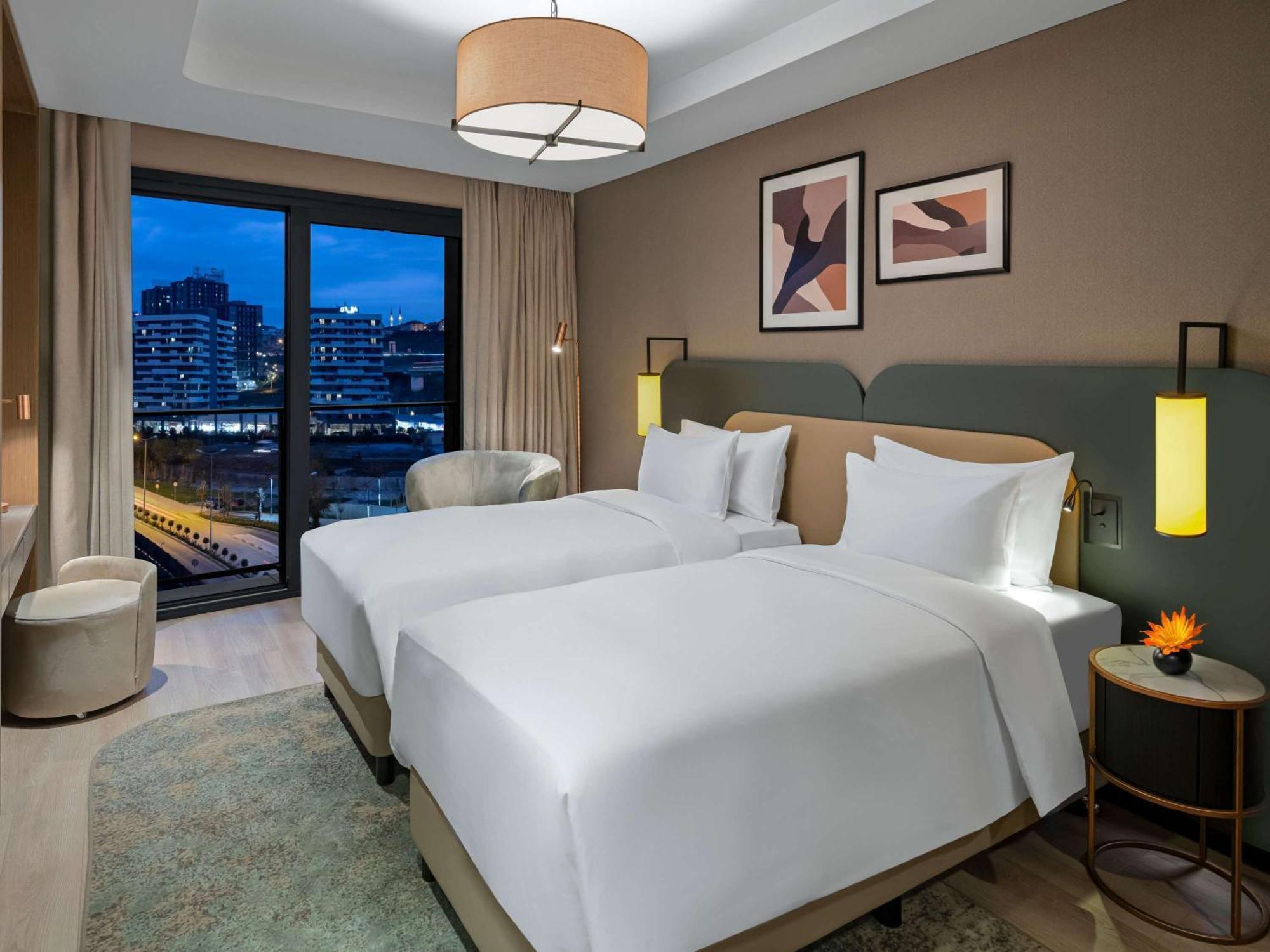 Hotel Moevenpick Living Istanbul Saklivadi Exterior foto