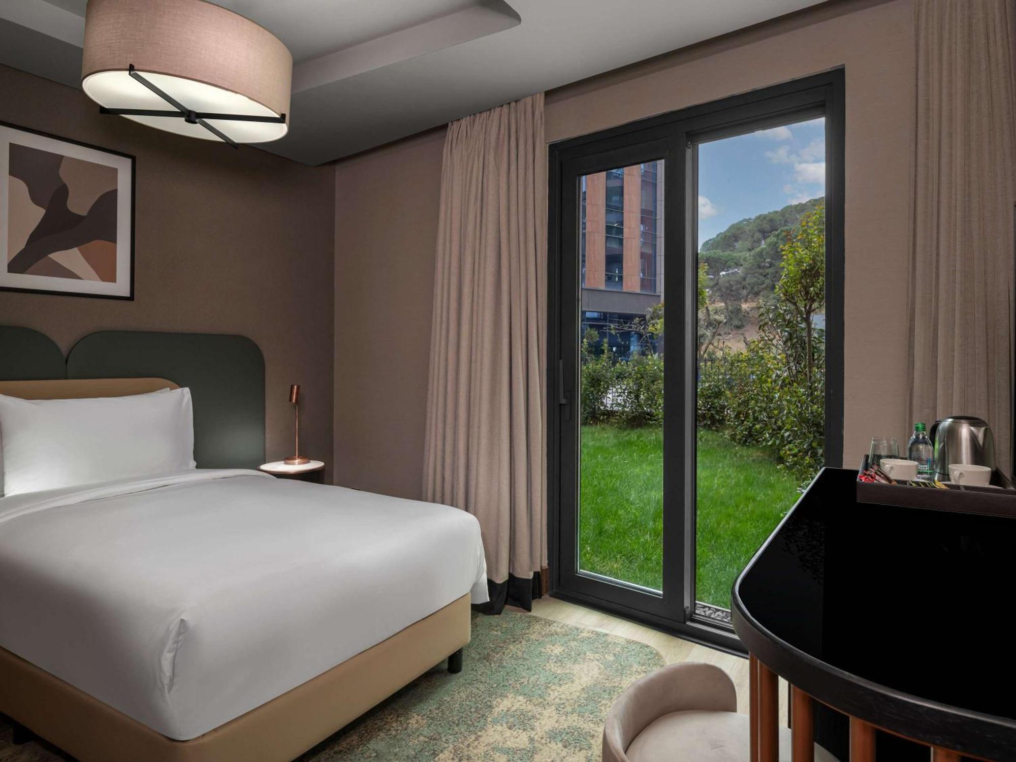 Hotel Moevenpick Living Istanbul Saklivadi Exterior foto